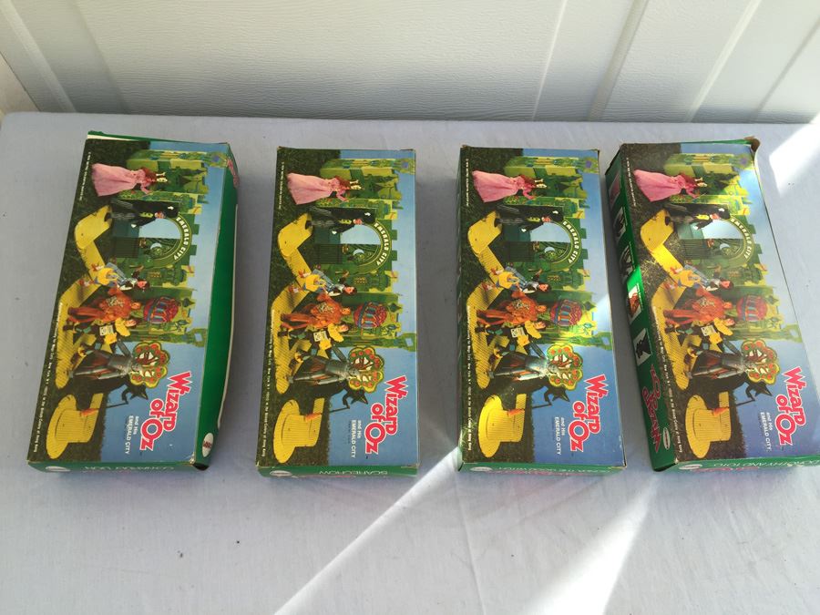 (4) Mego Action Figures Dolls New In Box Wizard Of Oz Cowardly Lion Scarecrow Glinda Good Witch Dorothy Toto 1974 [Photo 11]