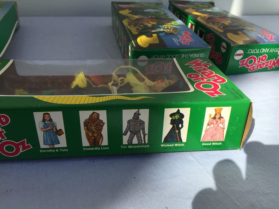 (4) Mego Action Figures Dolls New In Box Wizard Of Oz Cowardly Lion Scarecrow Glinda Good Witch Dorothy Toto 1974 [Photo 14]
