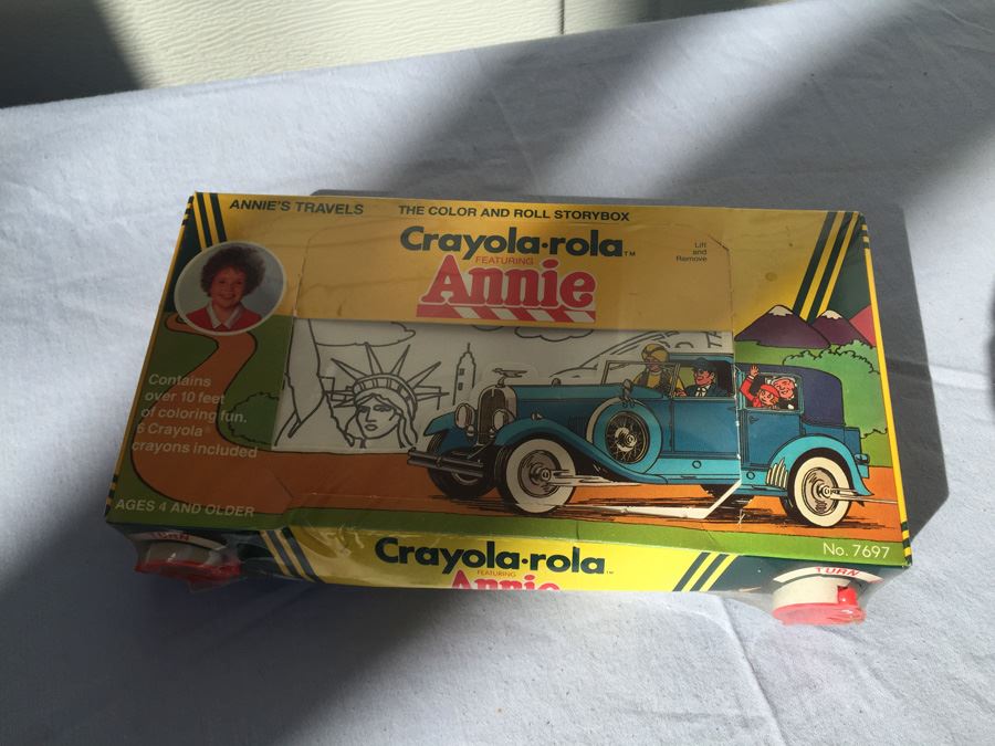 Crayola.Rola Featuring Annie Color And Roll Storybox 1982