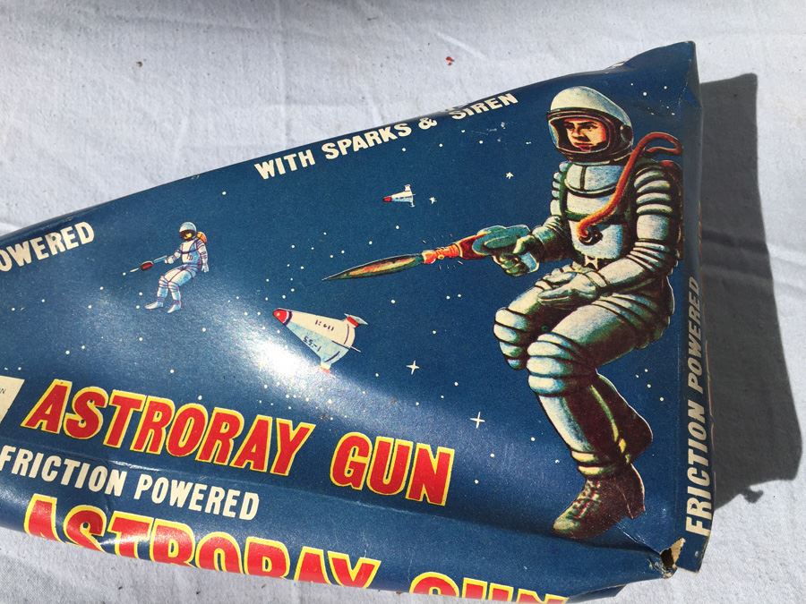 Vintage Astroray Gun Friction Powered Tin Litho New In Box COTC [Photo 5]