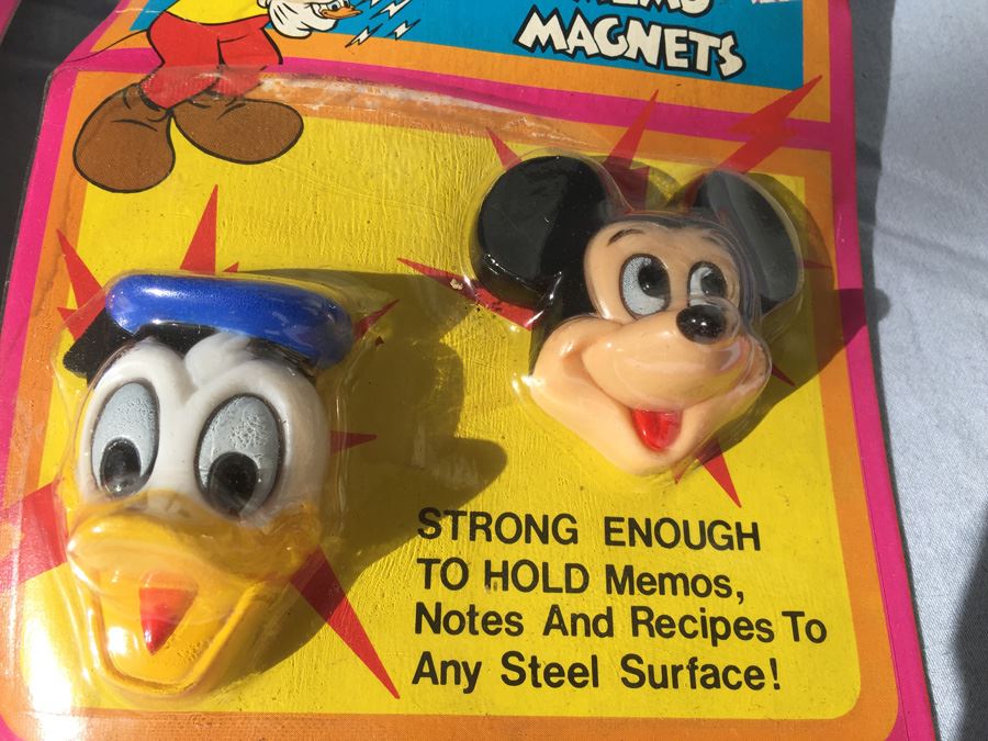 Vintage Walt Disney Character Mickey Mouse Donald Duck Memo Magnets New On Card Hong Kong [Photo 5]