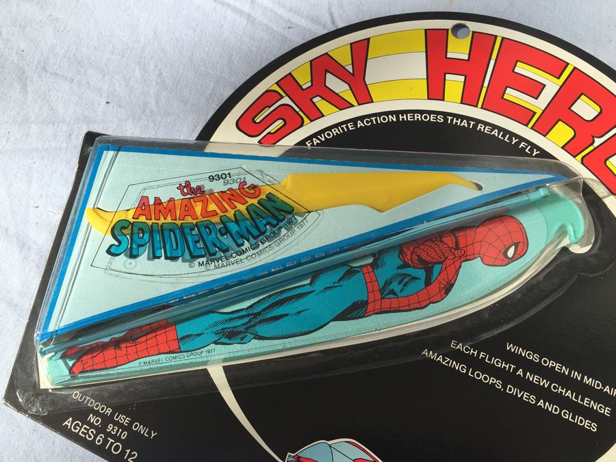 Marx Toys The Amazing Spider-Man Sky Heroes New On Card 1977 [Photo 4]