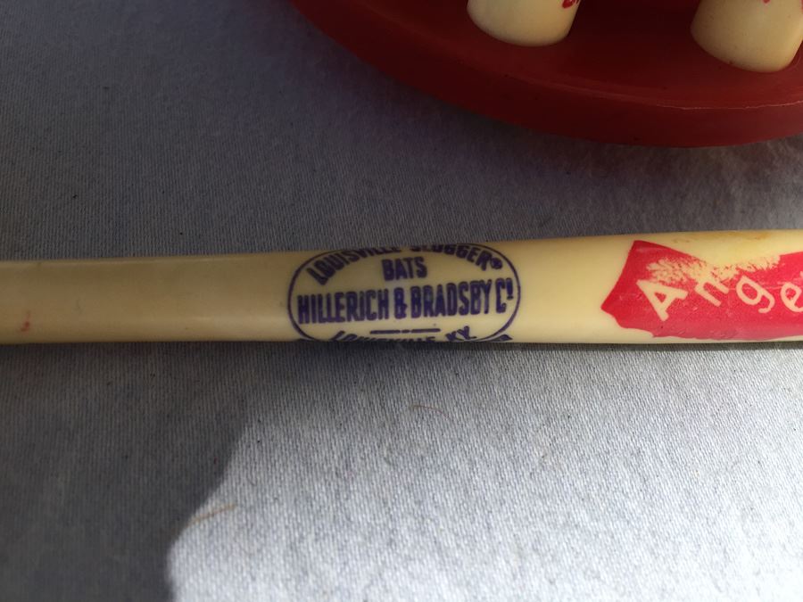 Vintage Plastic Hillerich & Bradsby Co Baseball Bats With Display Carousel - Note That Carousel Is Broken In Several Places [Photo 6]