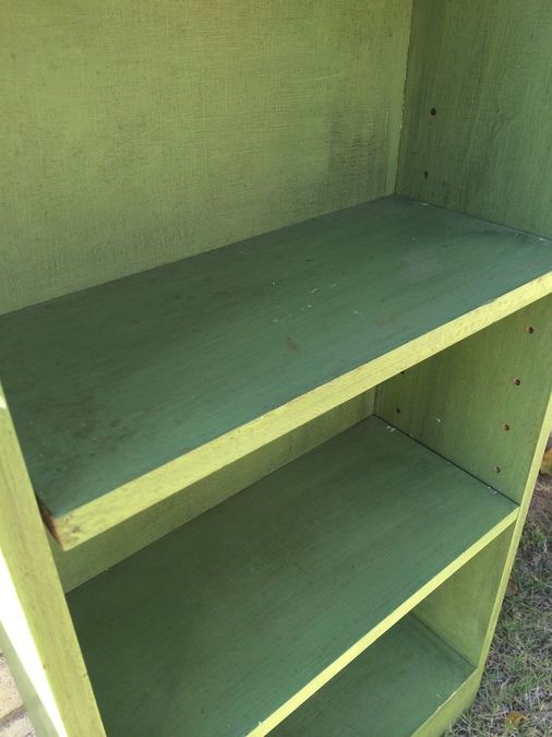 Small Green Bookshelf [Photo 3]