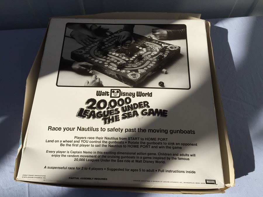 Walt Disney World 20,000 Leagues Under The Sea Game 1975 [Photo 2]