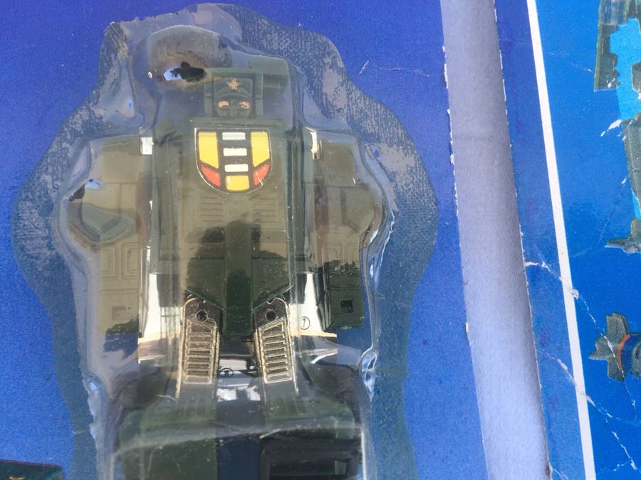 (3) Die-Cast Metal Convertible Robots Transformers Knock Offs New On Card [Photo 7]