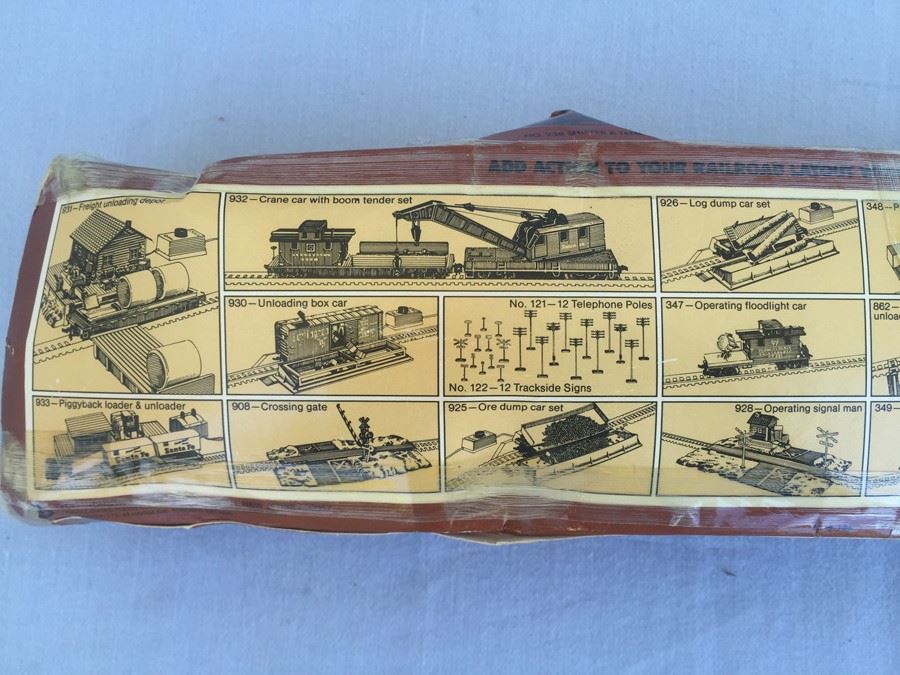 TYCO Golden Eagle HO Scale Electric Train Set In Original Packaging But Packaging Is Damaged [Photo 7]
