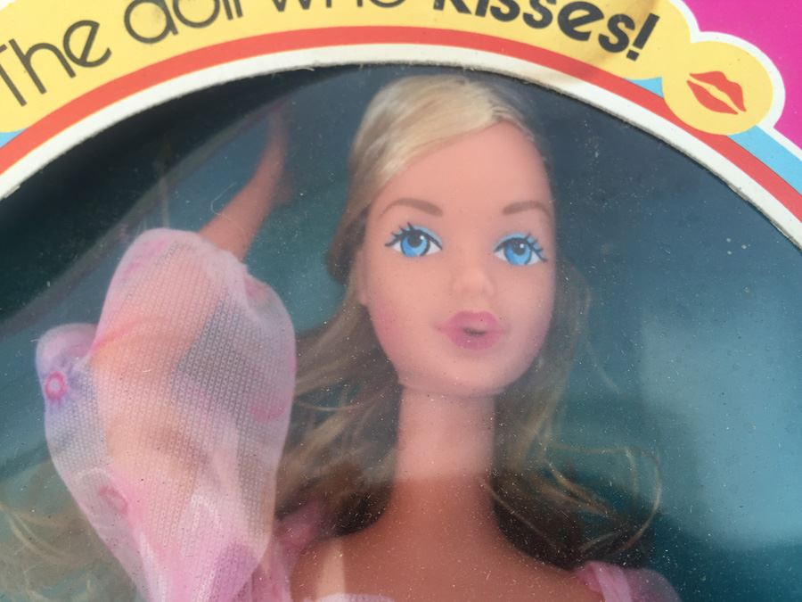 Kissing Barbie New In Box (Box Has Some Damage) Mattel 1978 [Photo 6]
