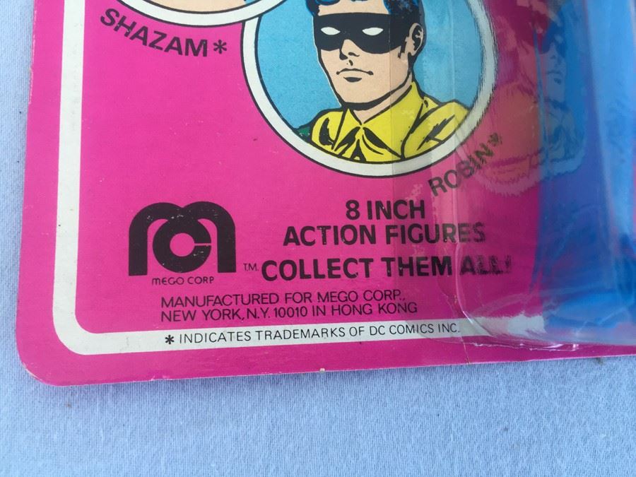 Batman 8 Inch Action Figure New On Card Mego 1977 [Photo 7]