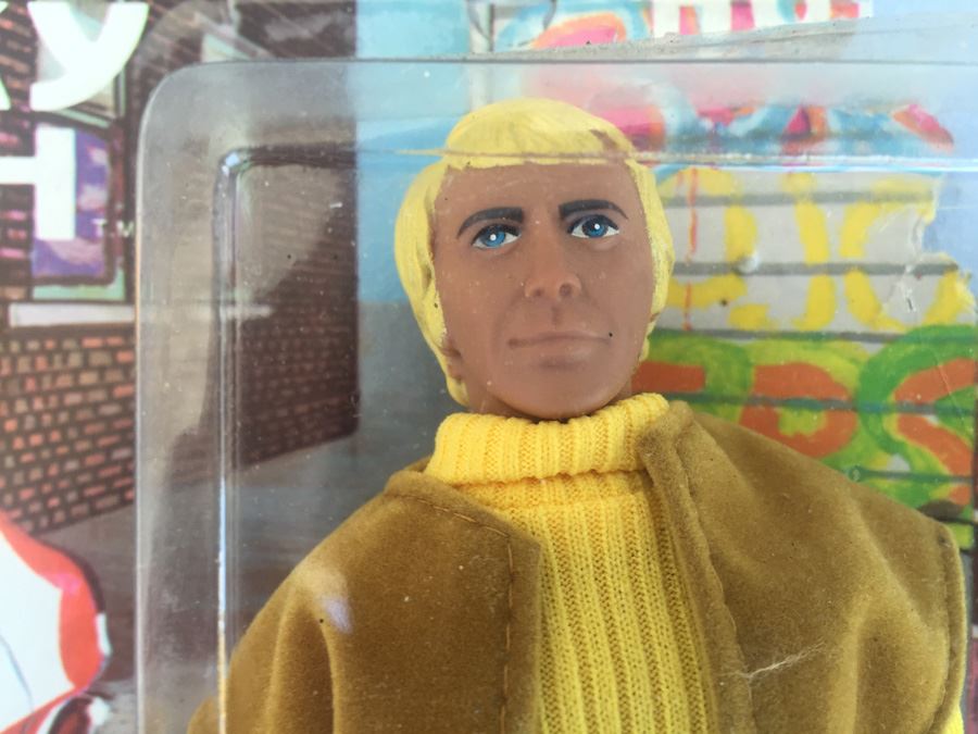 (4) Starsky & Hutch Action Figures New On Card (Cards Have Damage) Mego 1976 Huggy Bear Chopper Starsky Hutch [Photo 8]