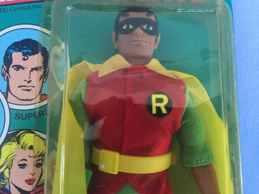 Robin 8 Inch Action Figure Mego New On Card 1977 [Photo 4]