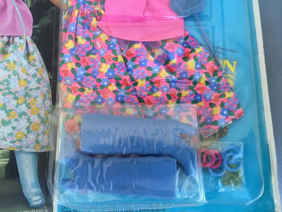 (2) Darci Covergirl Lifestyle Fashions Doll Clothes New On Card Kenner Suit Yourself And Garden Party 1979 [Photo 6]