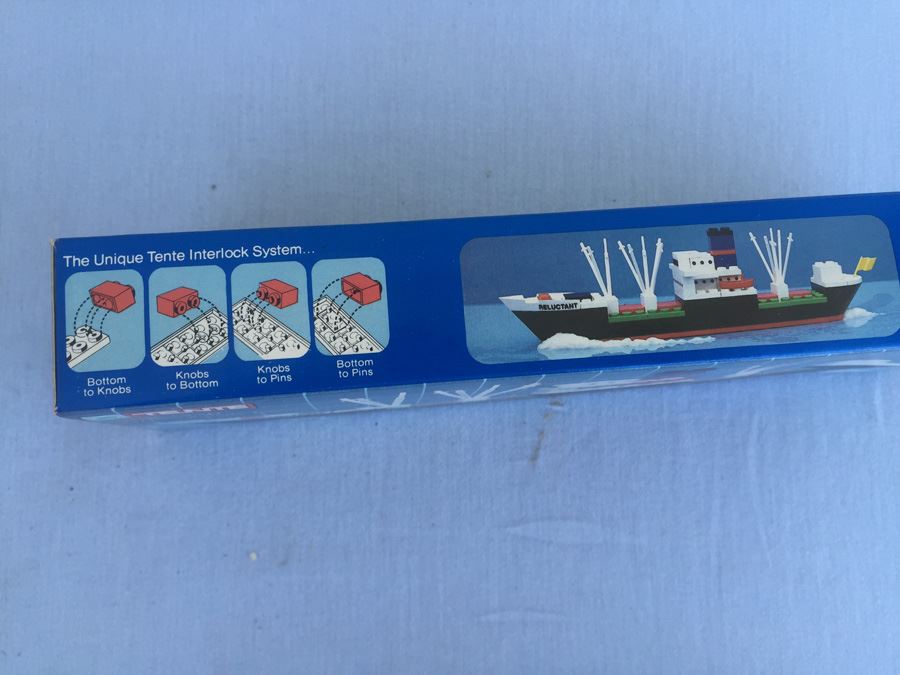 (2) TENTE Cargo Ship And Destroyer New In Box Lego Hasbro 1977 [Photo 13]