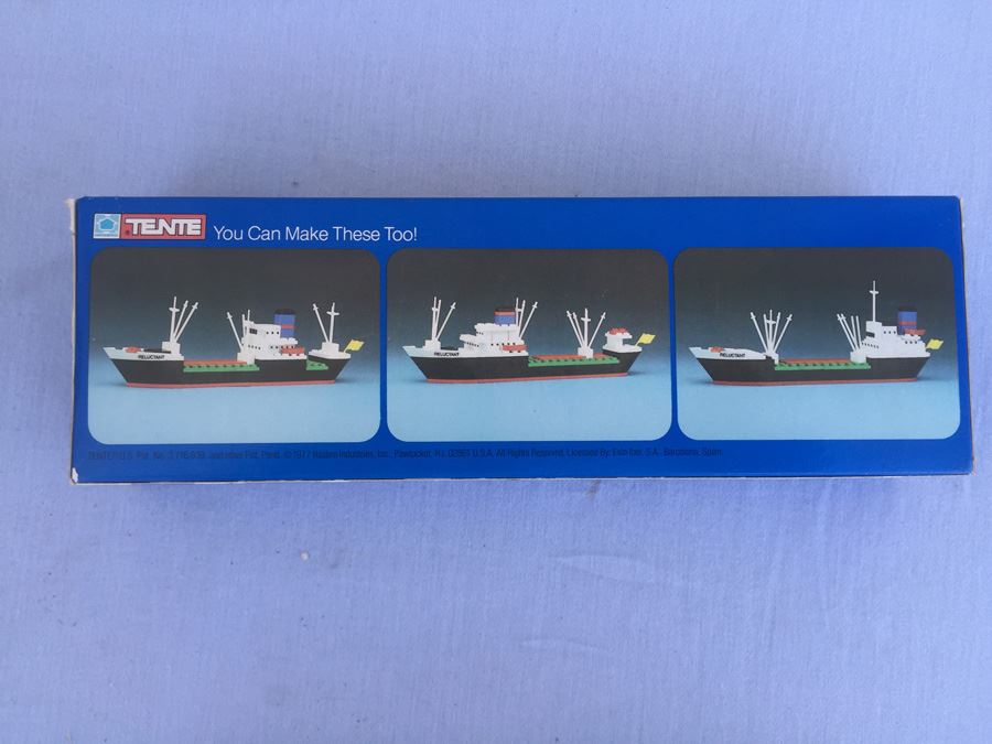 (2) TENTE Cargo Ship And Destroyer New In Box Lego Hasbro 1977 [Photo 14]