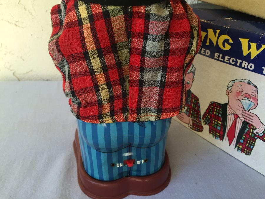 Blushing Willy Tin Litho Japan Electro Mechanical Battery Operated Toy New In Box [Photo 18]