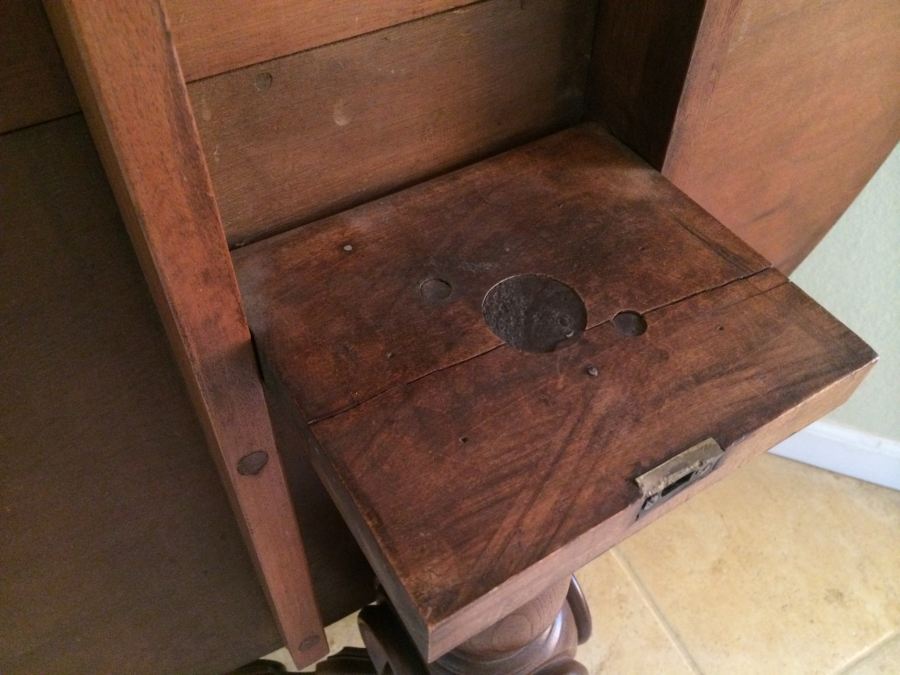 Expandable Folding Pedestal Round Dining Table [Photo 3]