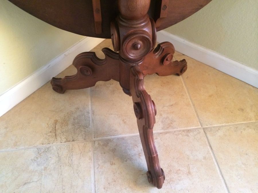 Expandable Folding Pedestal Round Dining Table [Photo 2]