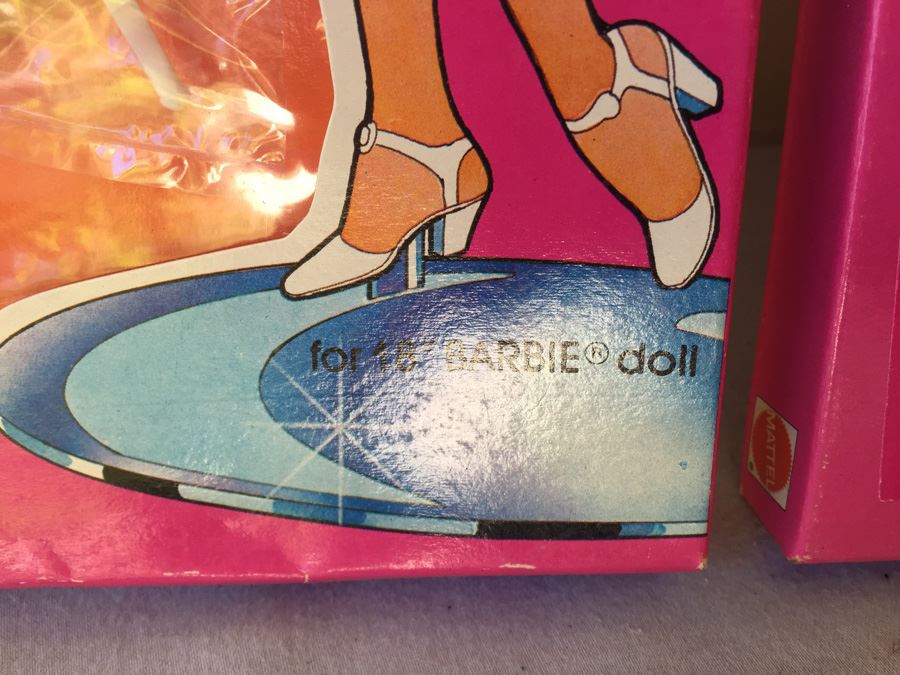 Super Size 18 Inch Barbie Fashions White City Suit Mattel New In Box  [Photo 4]