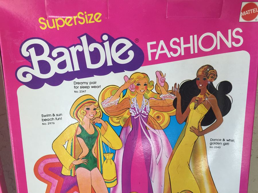 Super Size 18 Inch Barbie Fashions White City Suit Mattel New In Box  [Photo 10]