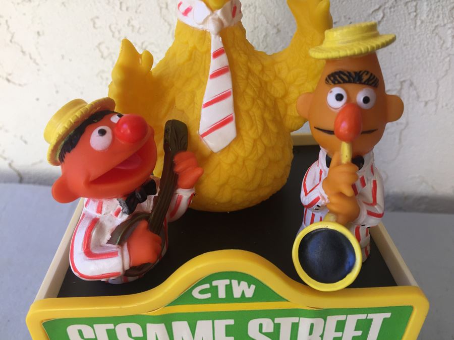 Sesame Street Big Bird Sing-A-Long Radio Jim Henson Muppets With Box [Photo 3]