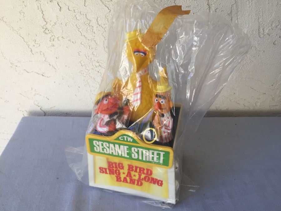 Sesame Street Big Bird Sing-A-Long Radio Jim Henson Muppets With Box [Photo 11]