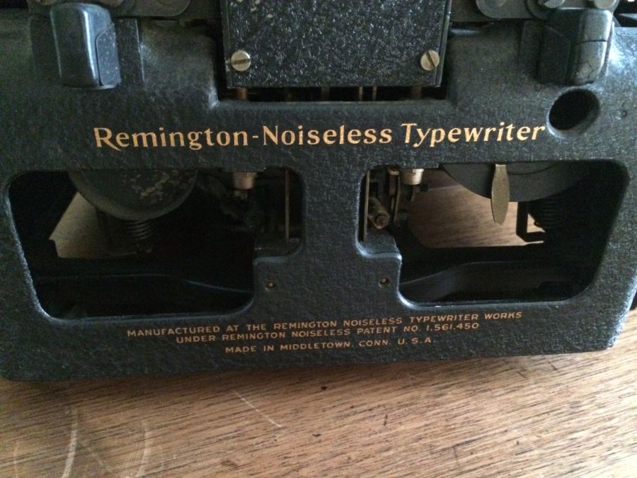 Remington Typewriter Standard Noiseless No. 10 [Photo 7]