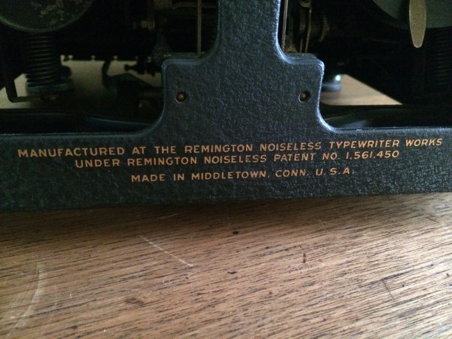 Remington Typewriter Standard Noiseless No. 10 [Photo 8]