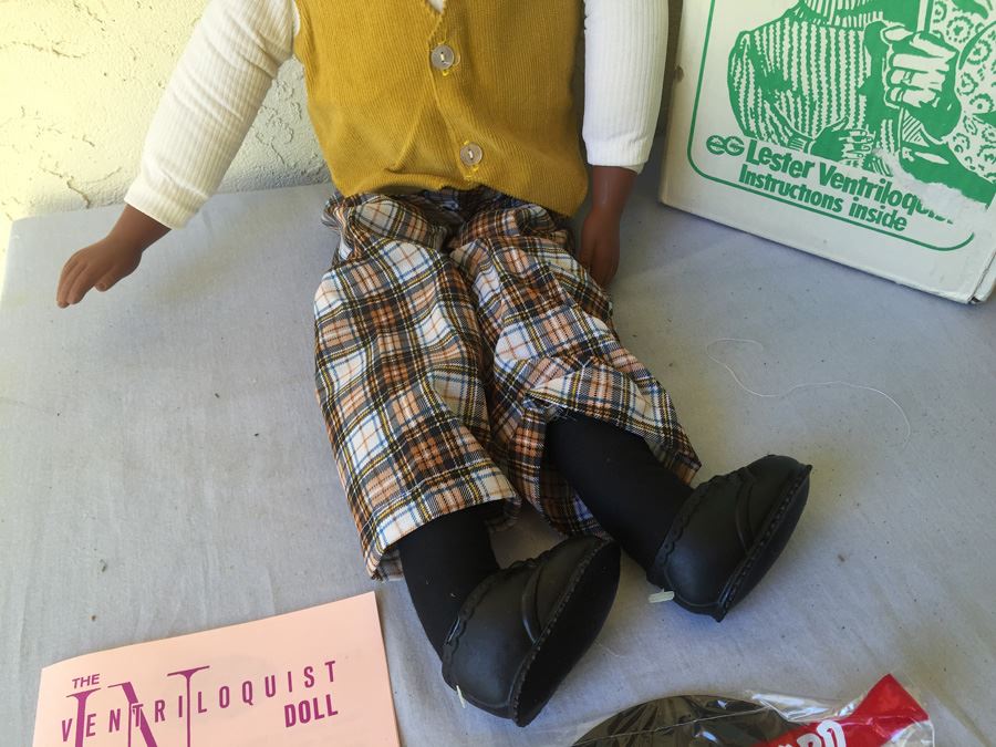 Ventriloquist Lester In Box With Instructions And Sealed Record Black Ventriloquist Doll [Photo 11]