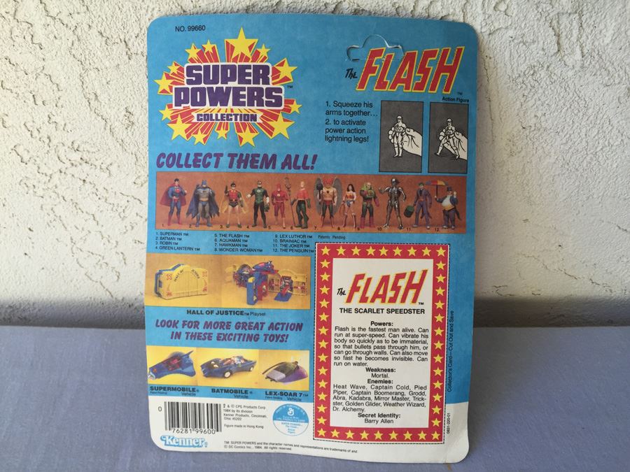 The FLASH Super Powers Collection Kenner New On Card Free Comic Book 1984 [Photo 6]