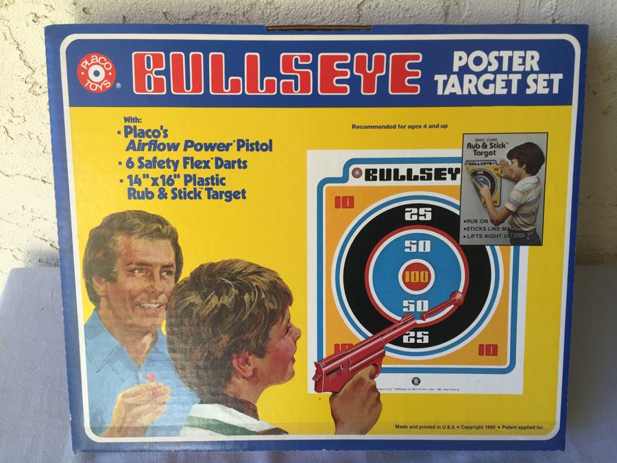BULLSEYE Poster Target Set Placo Toys 1980 And Dart Game New In Box