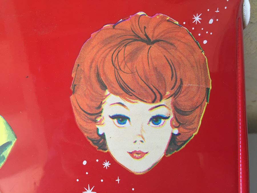 Red Barbie Doll Case 1958 With Barbie Clothes And Accessories Mattel [Photo 4]