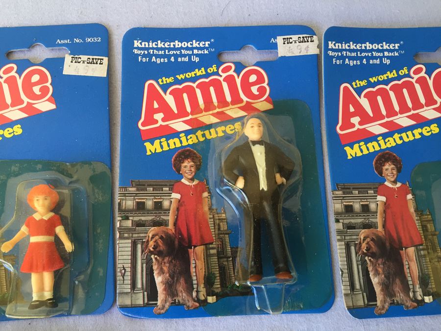 (12) Annie Miniatures Action Figures Dolls New On Card Knickerbocker Toys  [Photo 4]