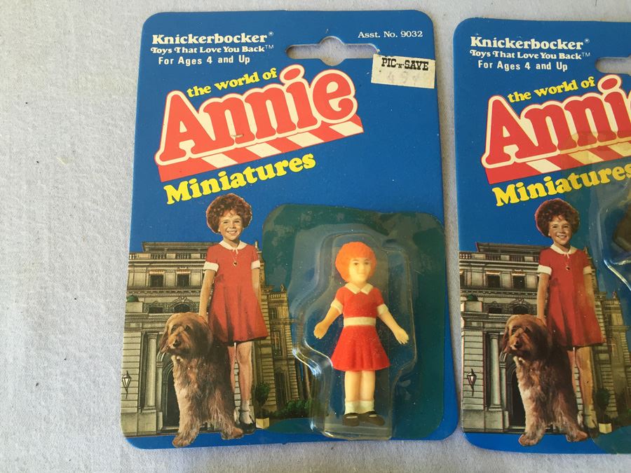 (12) Annie Miniatures Action Figures Dolls New On Card Knickerbocker Toys  [Photo 2]