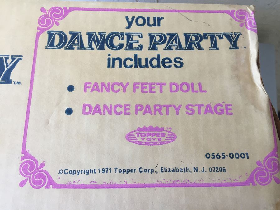 Dawn's Dance Party Featuring Fancy Feet In Box Topper Toys 1971 NOTE Dawn's Foot Is Broken [Photo 7]