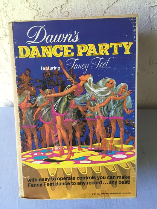 Dawn's Dance Party Featuring Fancy Feet In Box Topper Toys 1971 NOTE Dawn's Foot Is Broken [Photo 1]