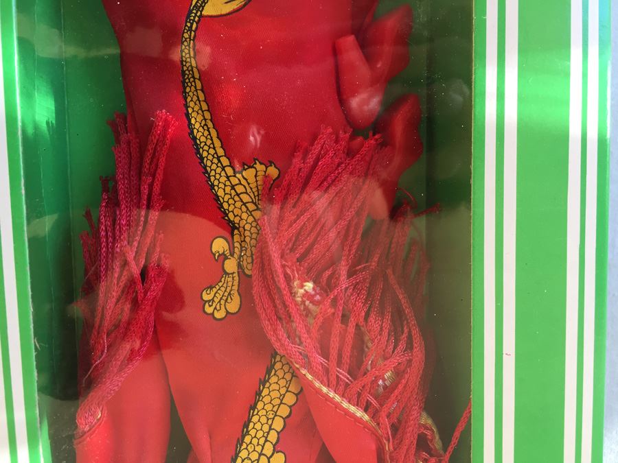 CHER Designer Collection Mego Designed By Bob Mackie Dragon Lady 1976 [Photo 4]