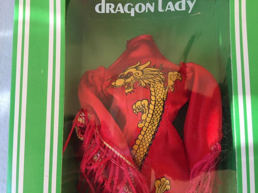 CHER Designer Collection Mego Designed By Bob Mackie Dragon Lady 1976 [Photo 3]