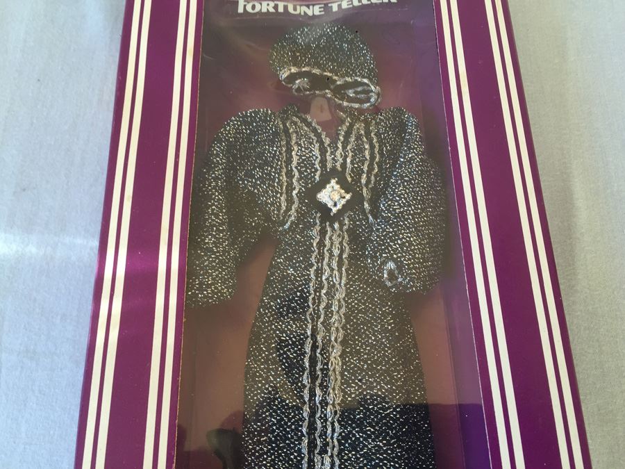 CHER Designer Collection Mego Designed By Bob Mackie Fortune Teller 1976 [Photo 8]