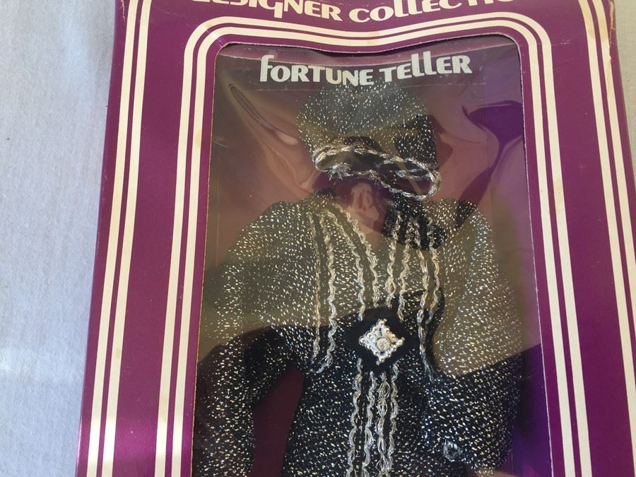 CHER Designer Collection Mego Designed By Bob Mackie Fortune Teller 1976 [Photo 2]