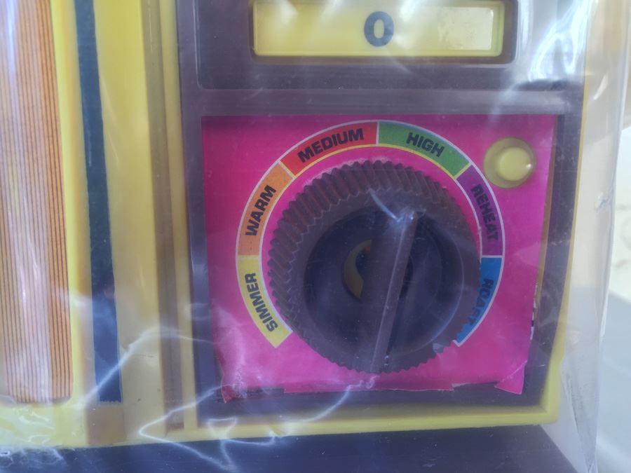 Easy-Bake Mini-Wave Oven Betty Crocker Kenner 1978 [Photo 5]