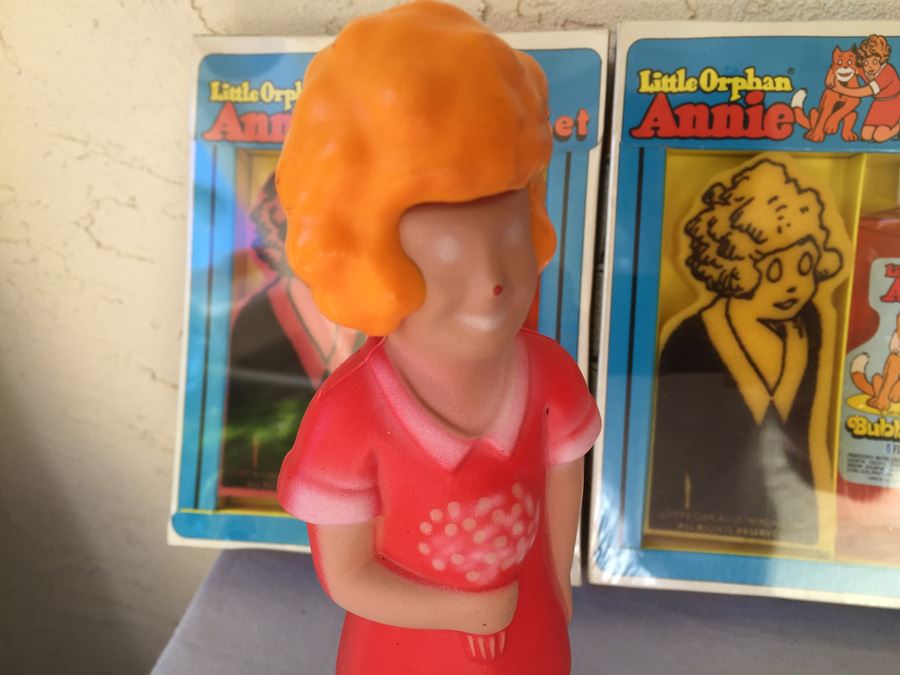 Lot Of Little Orphan Annie Bubble Bath Items 1978 [Photo 2]
