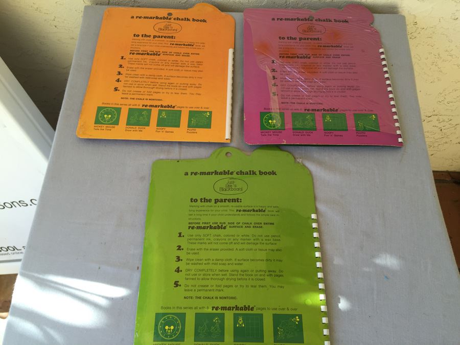 (3) Walt Disney Chalk Book Mickey Mouse Tells The Time Pluto Donald Duck Books [Photo 11]