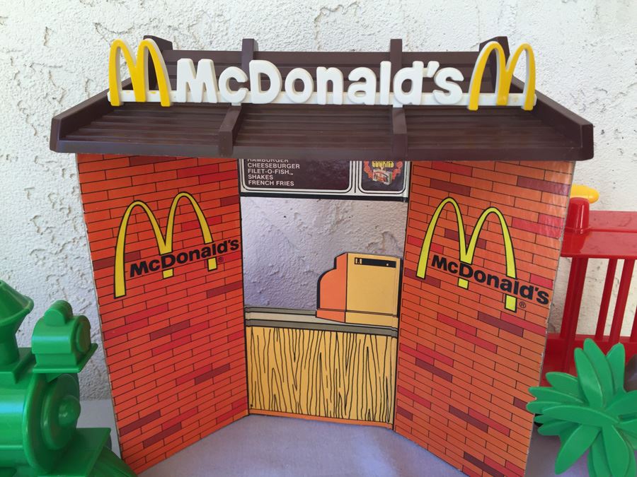 McDonaldland REMCO Playset McDonalds 1976 [Photo 9]