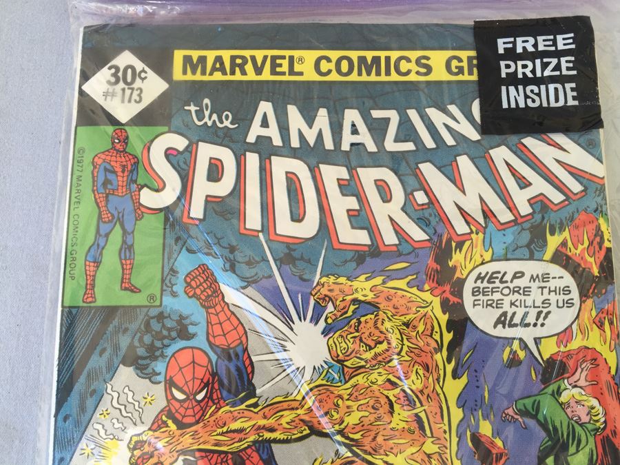 Sealed Marvel Comics 3 Comic Books The Amazing Spider-Man #173, Marvel Two-In-One #32 + MYSTERY COMIC BOOK + FREE PRIZE [Photo 5]