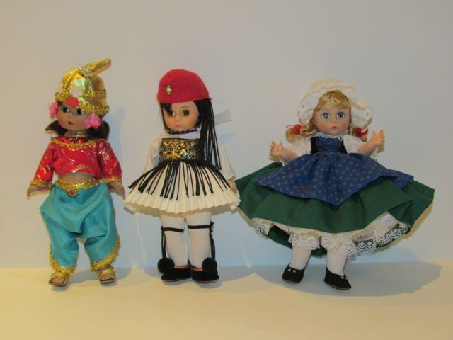 Madame Alexander 8' International Dolls Set of 9 [Photo 2]