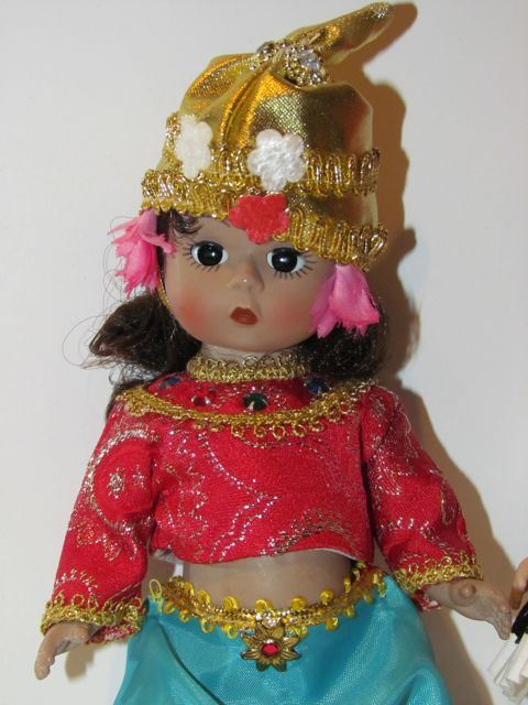 Madame Alexander 8' International Dolls Set of 9 [Photo 4]