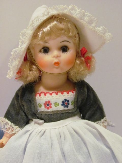 Madame Alexander 8' International Dolls Set of 9 [Photo 18]