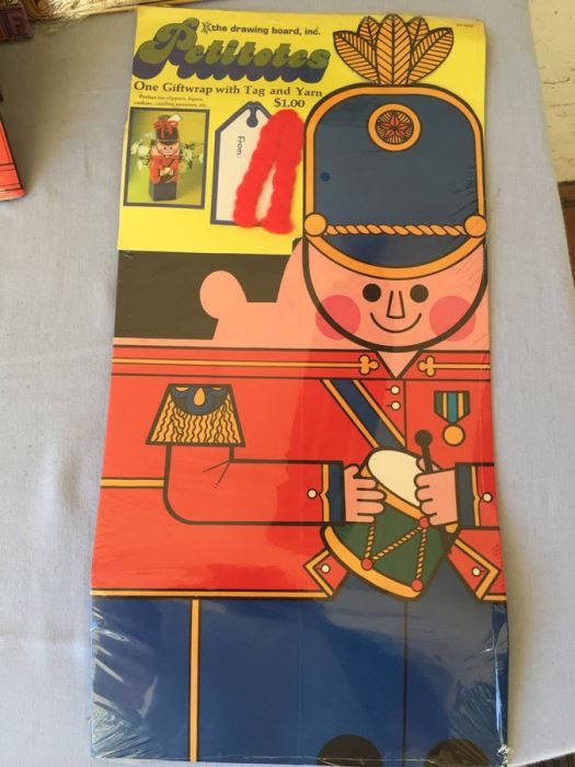 Huge Lot Of Vintage Petitotes Giftwrap With Tag And Yarn New Sealed [Photo 12]