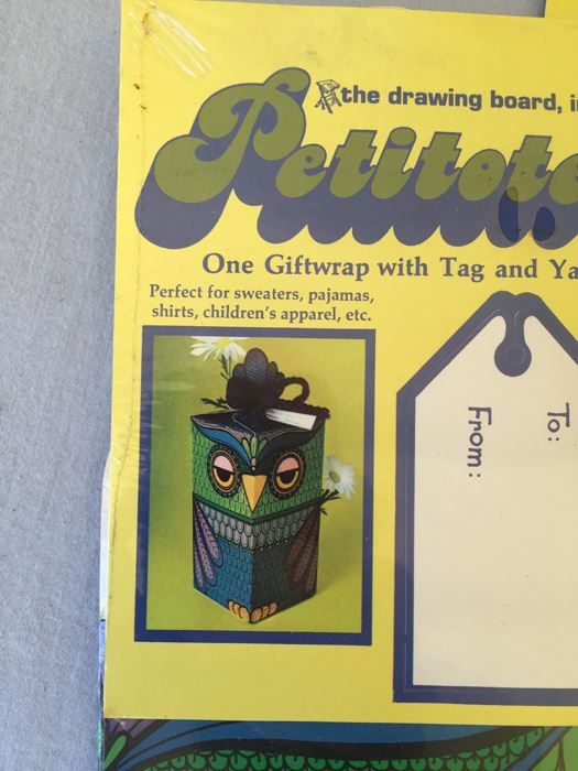 Huge Lot Of Vintage Petitotes Giftwrap With Tag And Yarn New Sealed [Photo 2]