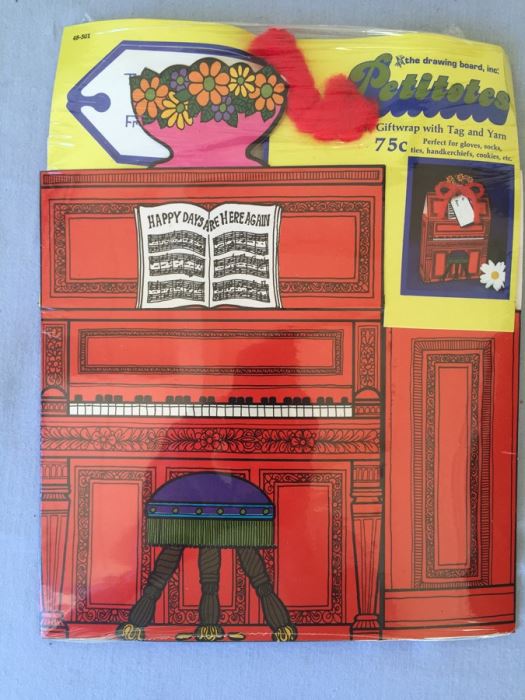 Huge Lot Of Vintage Petitotes Giftwrap With Tag And Yarn New Sealed [Photo 10]